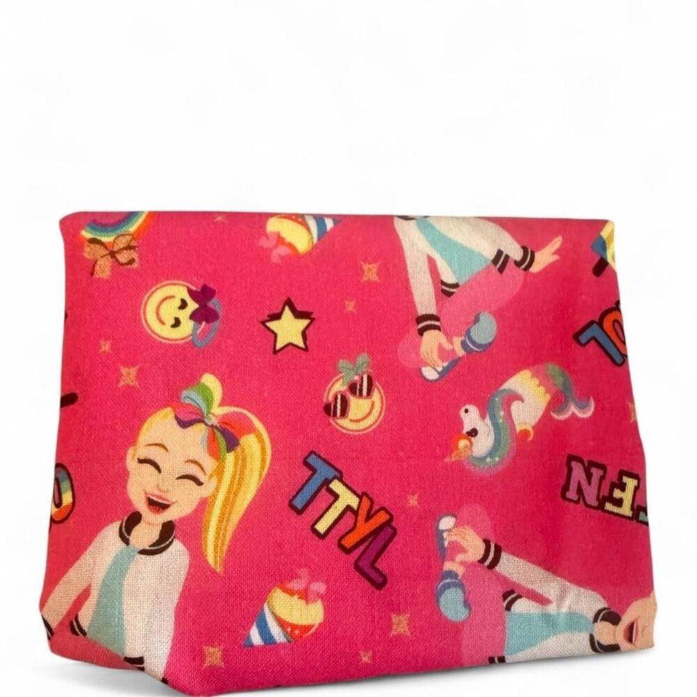 18” x 21” JoJo Siwa Cotton Fabric Fat Quarter Pink Rainbow Unicorn Craft Quilt